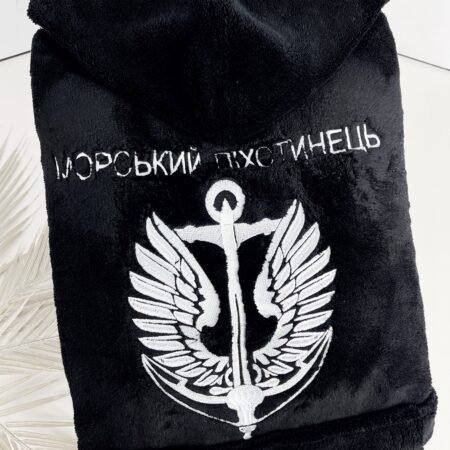 Чоловічий плюшевий халат з вишивкою Морський піхотинець
